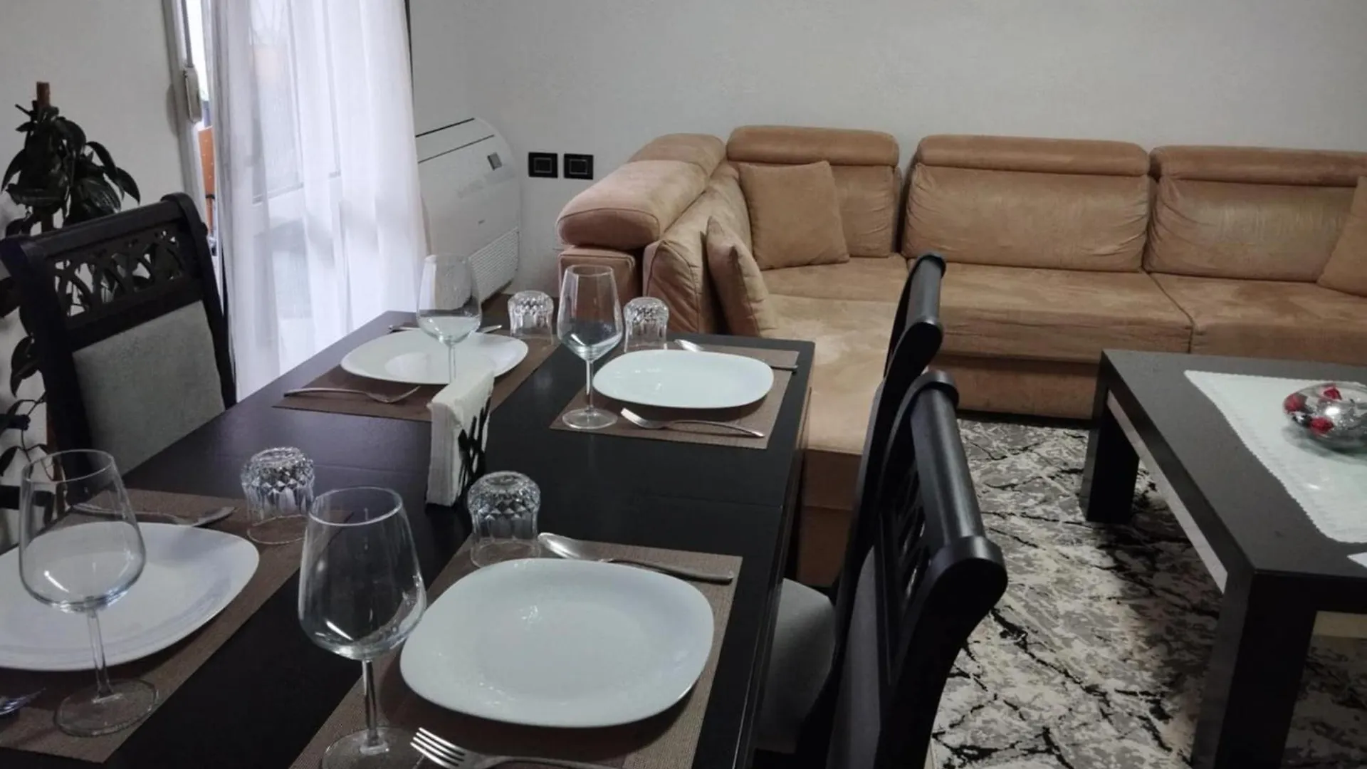 Vakantiehuis Herald Guest House Pogradec Albanië